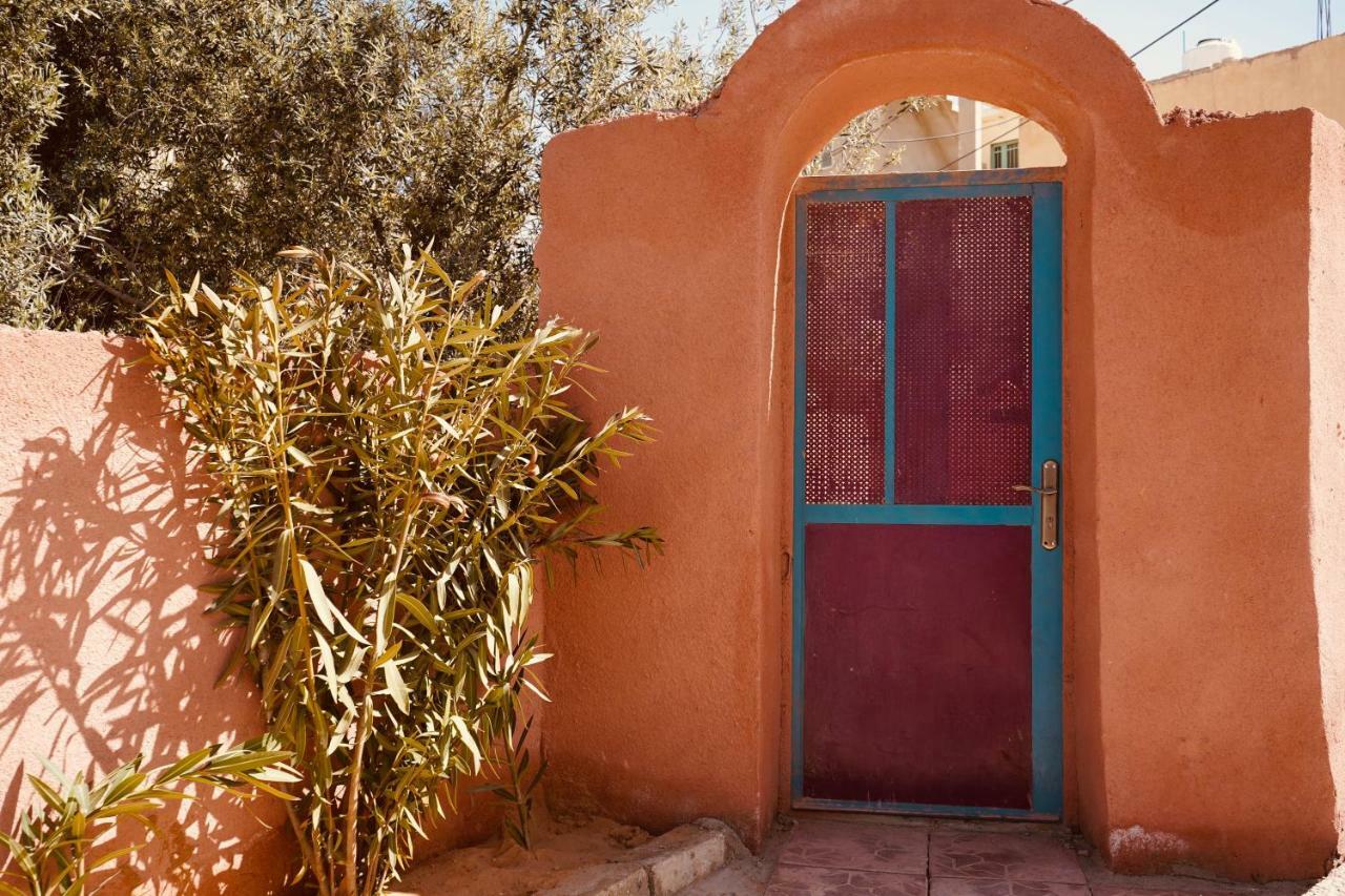 Petra Bedouin Bed And Breakfast Wadi Musa Exterior photo