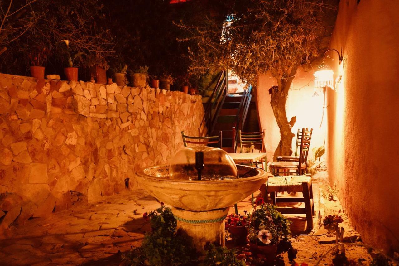 Petra Bedouin Bed And Breakfast Wadi Musa Exterior photo